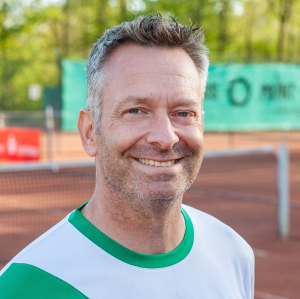 Niko Thieme siegte im Matchtiebreak. Foto: Heike Eickholt