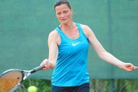 Bitteres Ende eines guten Spiels: Nach dem 7:7 verlor Anja Schlenker für die Damen 40 der SG Grün-Weiß den Match-Tie-Break mit 7:10.  - Foto: Biniossek  - WN