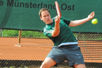 GW-Spieler Nils Kutscher musste sich Tim Ellebracht in zwei Sätzen geschlagen geben - Foto: Thomas Biniossek/WN